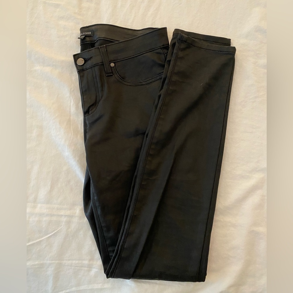 Eileen Fisher faux leather black jean size 8